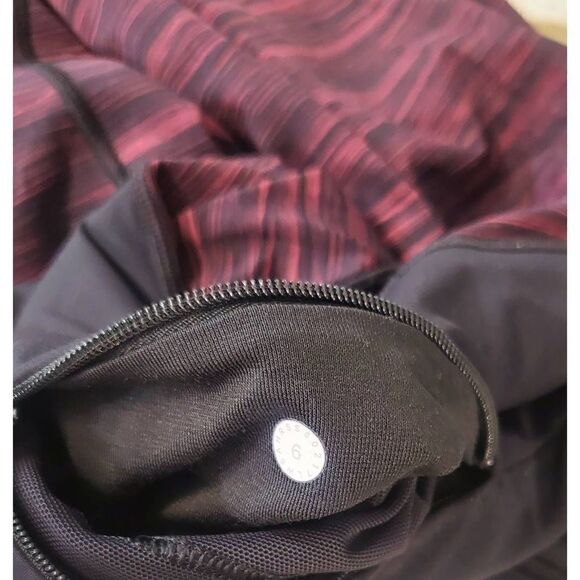 Lululemon crop leggings  - Picture 3 of 3